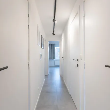 Center Luxury Floor With Free Parking Ostenda