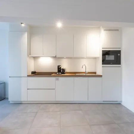 Center Luxury Floor With Free Parking 아파트 오스텐드