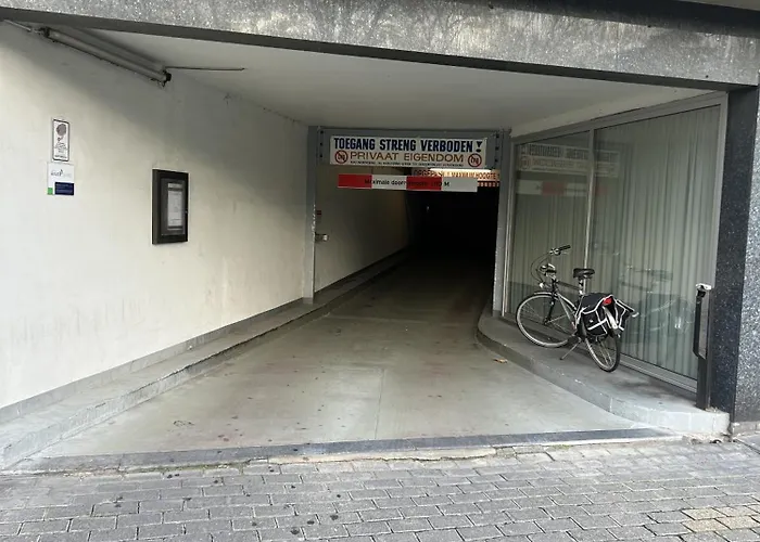 Center Luxury Floor With Free Parking * Ostende